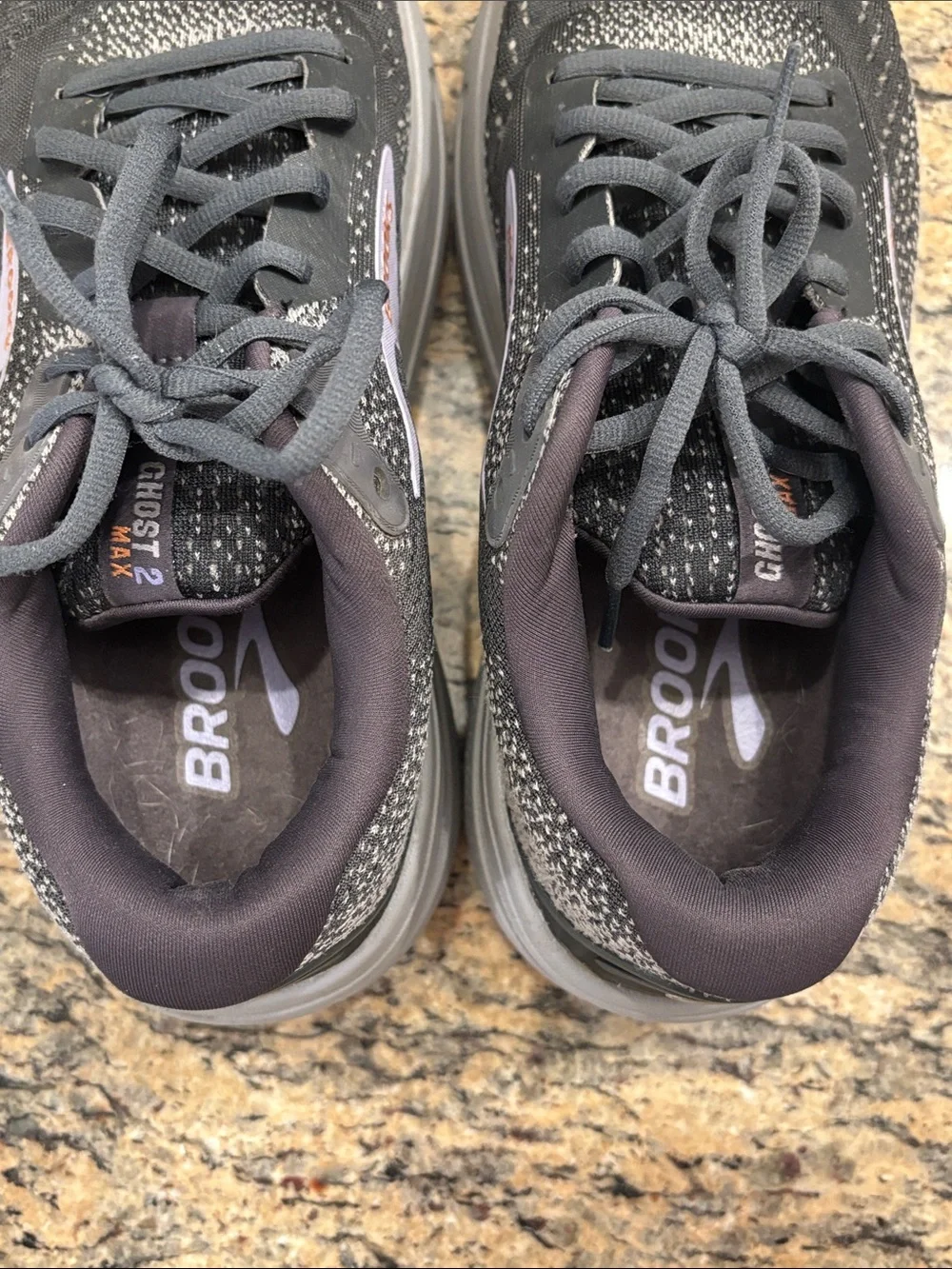Brooks Ghost Max Women’s Running Shoes Gray Lavender Wide (D) Size 9.5